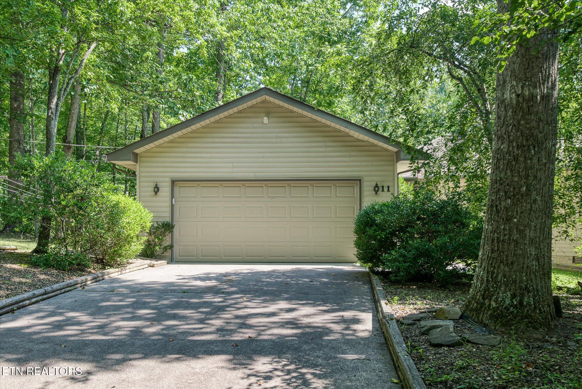 11 Londell Court