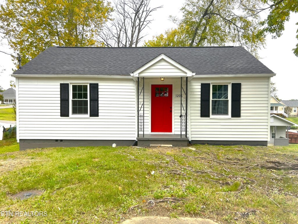 Photo of 1206 Texas Ave, Knoxville, TN 37921 (MLS # 1282265)