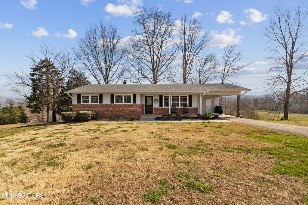 Photo of 786 Swan Pond Circle Rd, Harriman, TN 37748 (MLS # 1331582)