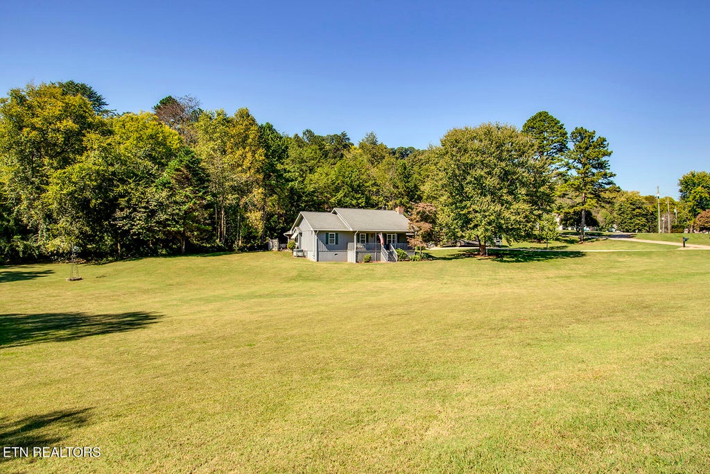 Photo of 209 Lovin Farm Rd, Vonore, TN 37885 (MLS # 1359179)