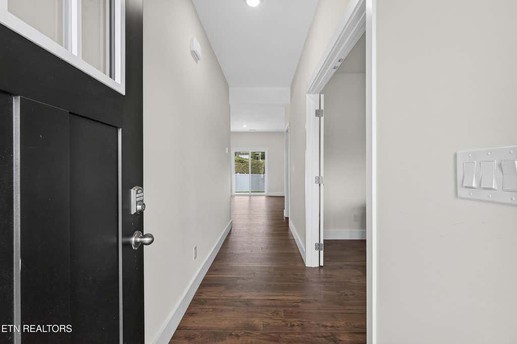 Photo of 2424 Limelight Lane, Knoxville, TN 37924 (MLS # 1350877)