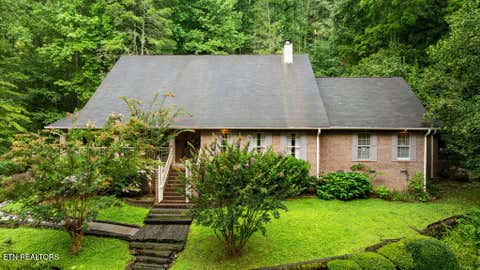 Photo of 3012 Roaring Creek Way, Sevierville, TN 37862 (MLS # 1350963)