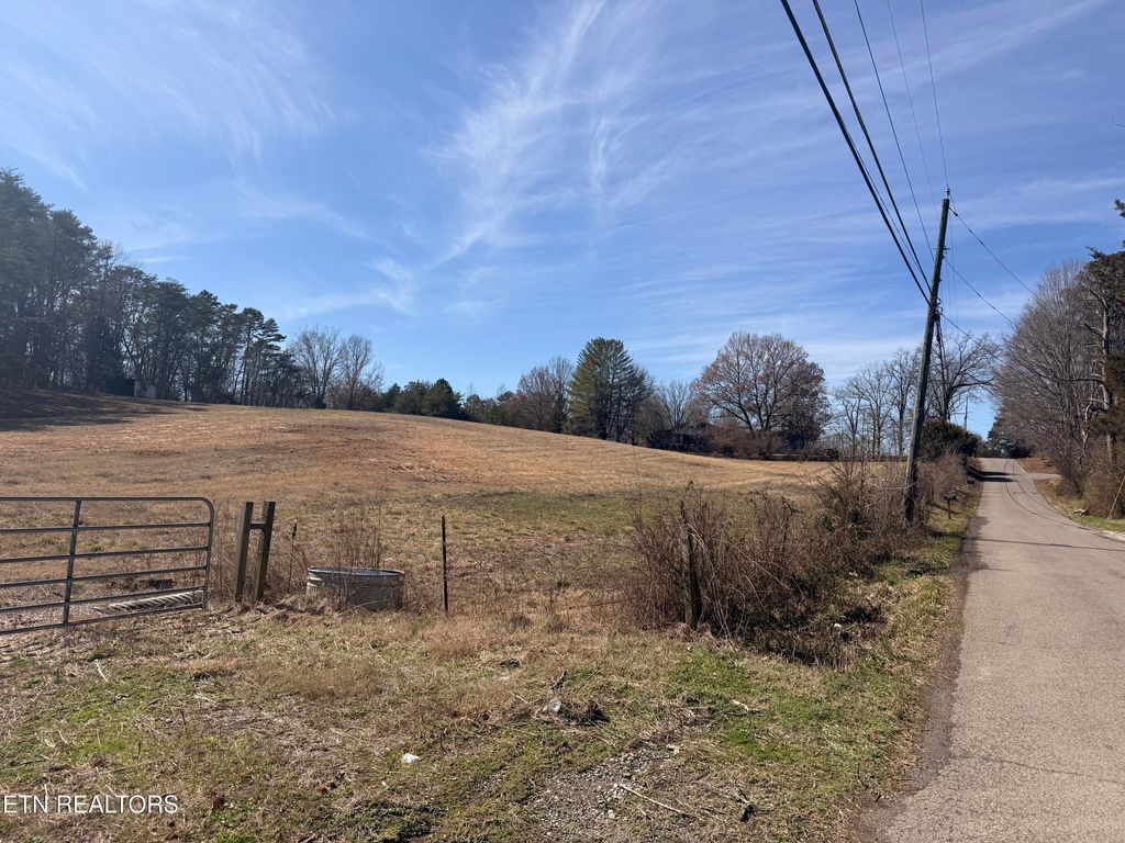 Photo of 0 Pine Grove Rd, Knoxville, TN 37914 (MLS # 1330597)