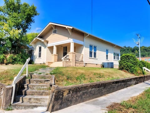 Tiny photo for 541 Cedar Ave, Knoxville, TN 37917 (MLS # 1356336)