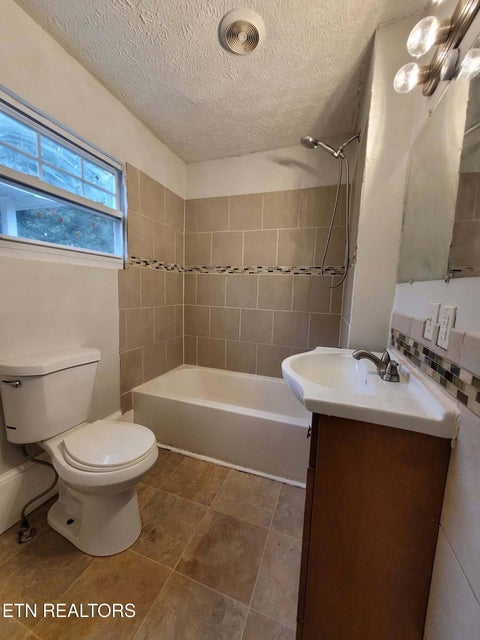 Tiny photo for 541 Cedar Ave, Knoxville, TN 37917 (MLS # 1356336)