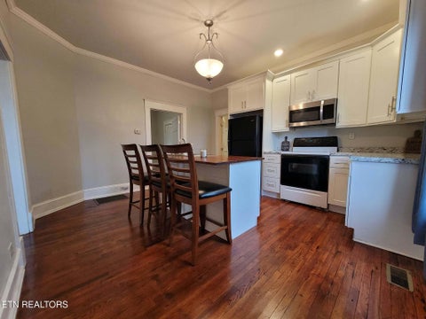 Tiny photo for 541 Cedar Ave, Knoxville, TN 37917 (MLS # 1356336)