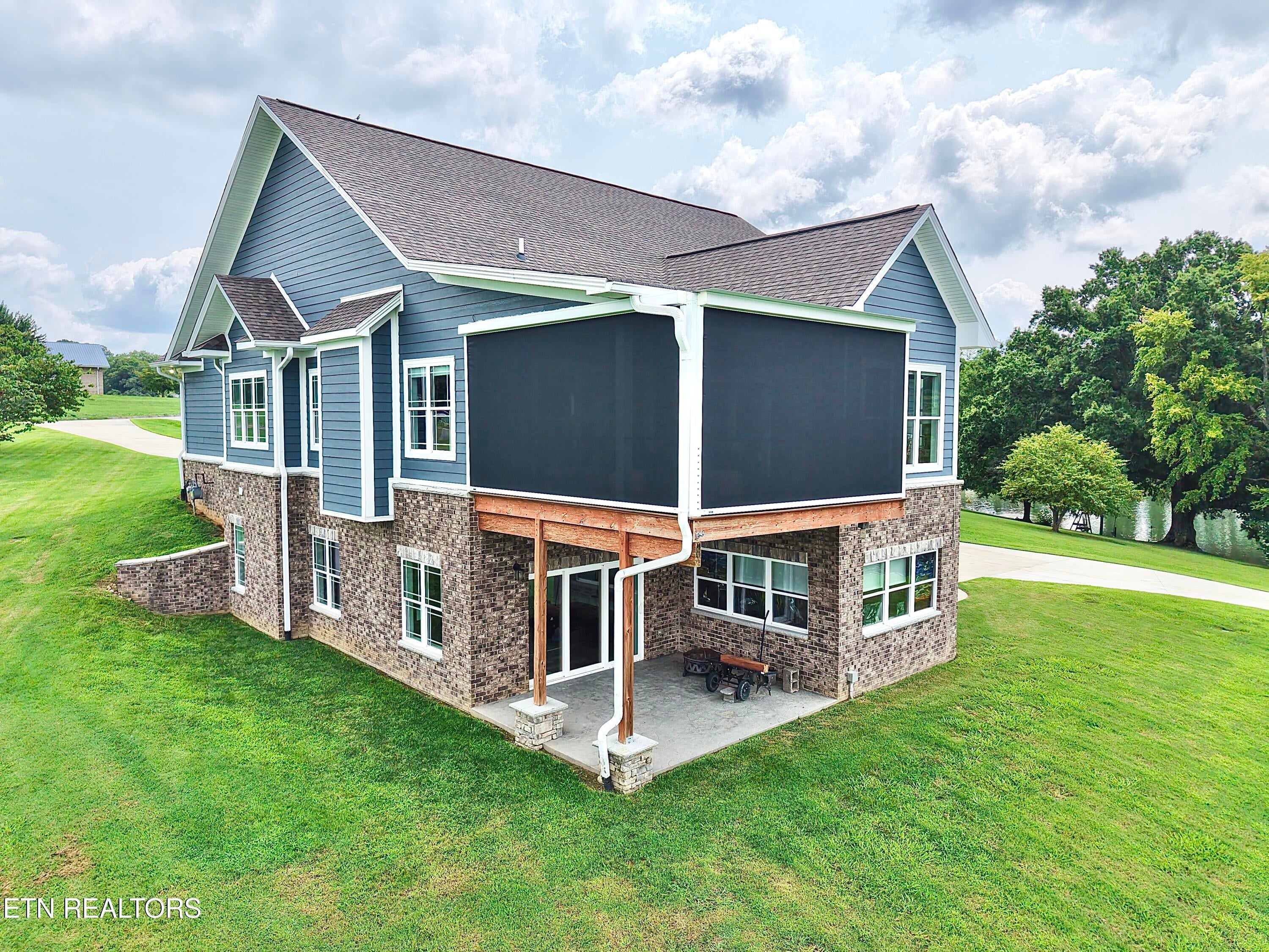 3523 Nina Ferry Pointe Way
