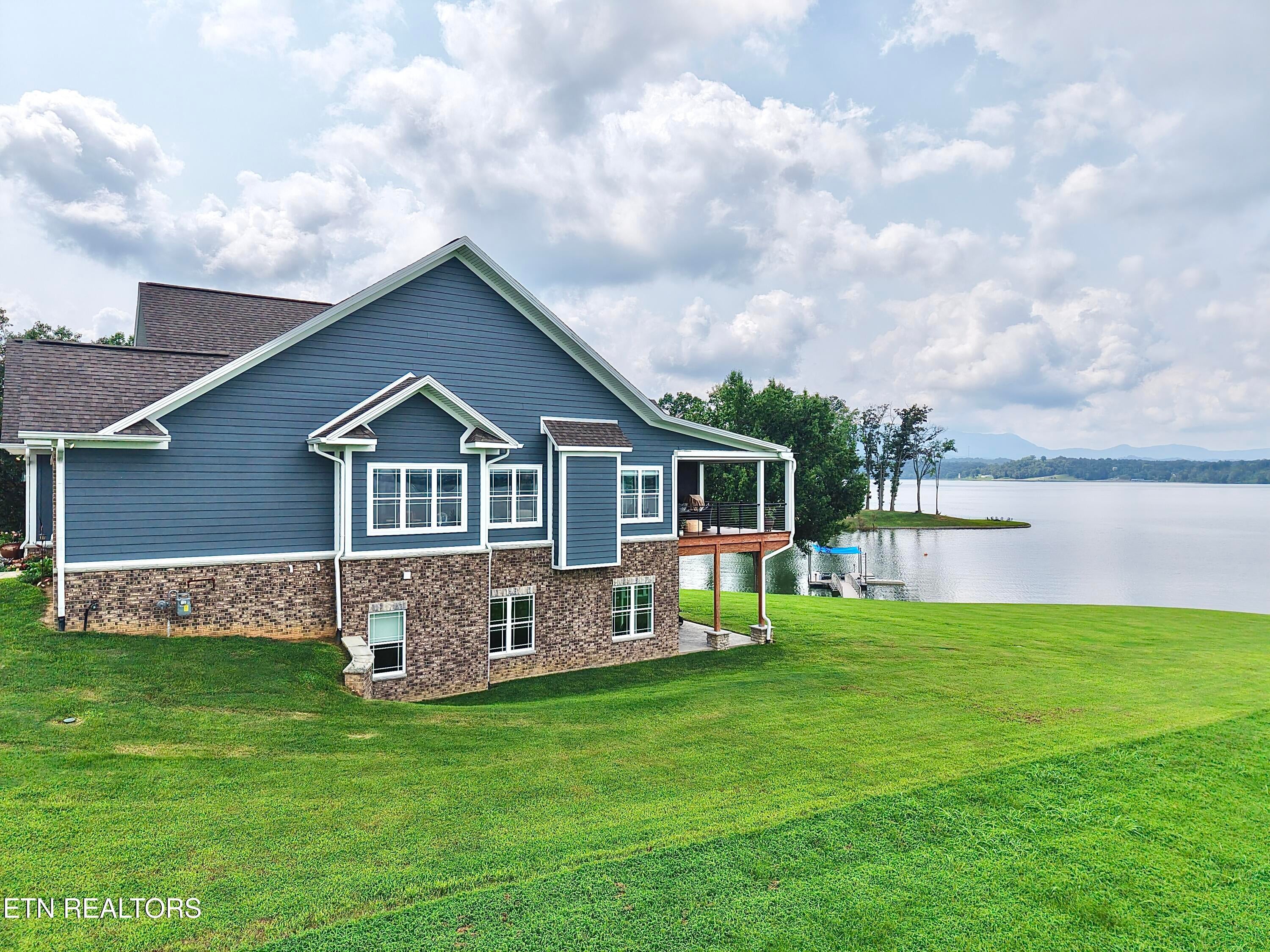 3523 Nina Ferry Pointe Way