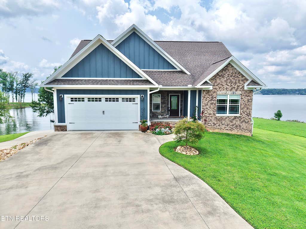Photo of 3523 Nina Ferry Pointe Way, Baneberry, TN 37890 (MLS # 1350396)
