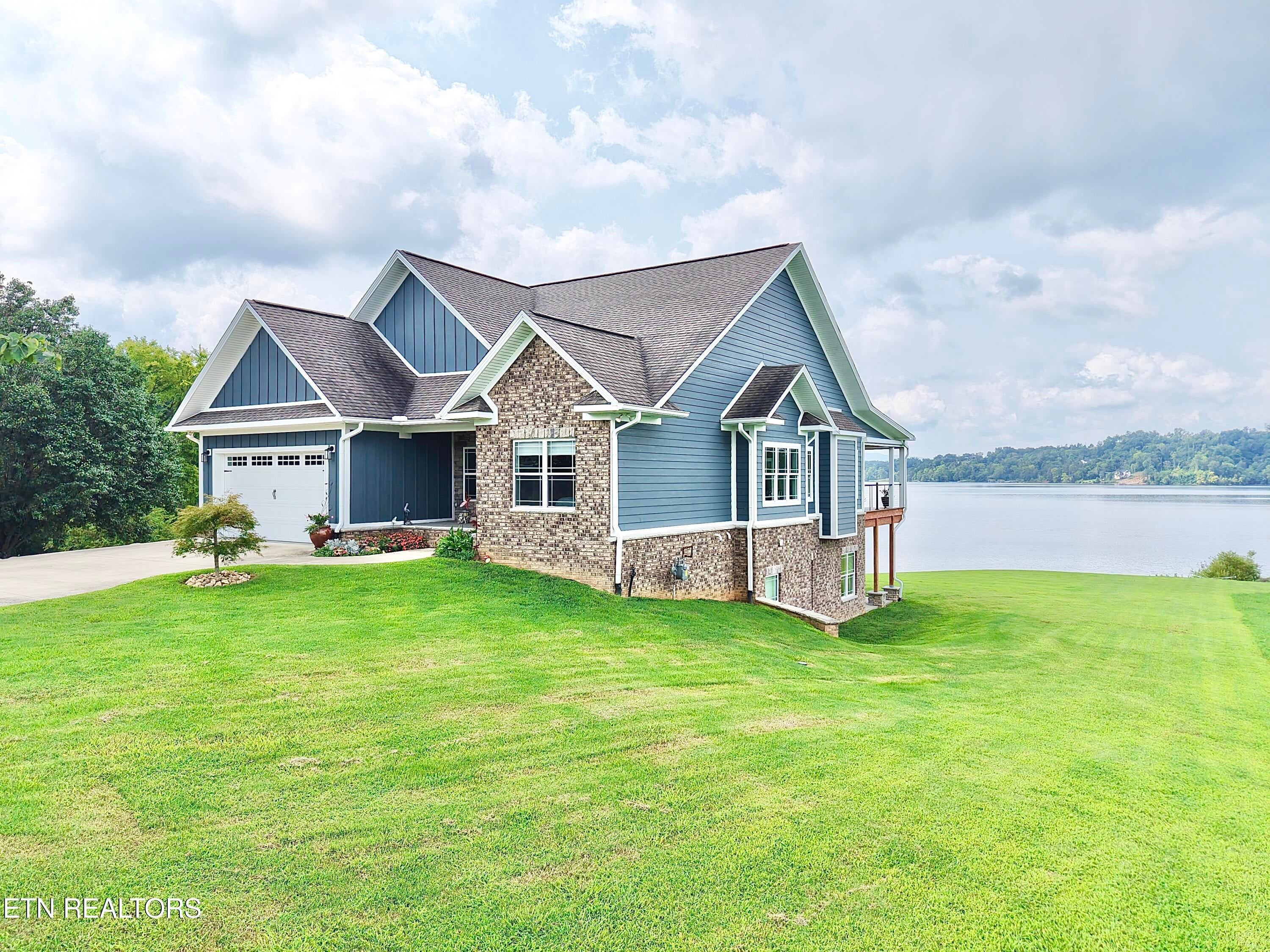 3523 Nina Ferry Pointe Way