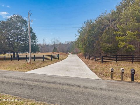 Tiny photo for 416 County Road 754, Riceville, TN 37370 (MLS # 1330245)