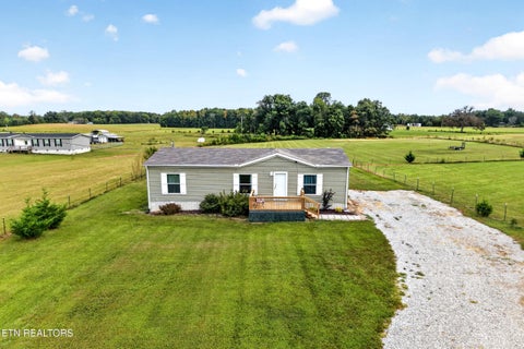Photo of 2641 Wildcat Rd, Sparta, TN 38583 (MLS # 1355303)