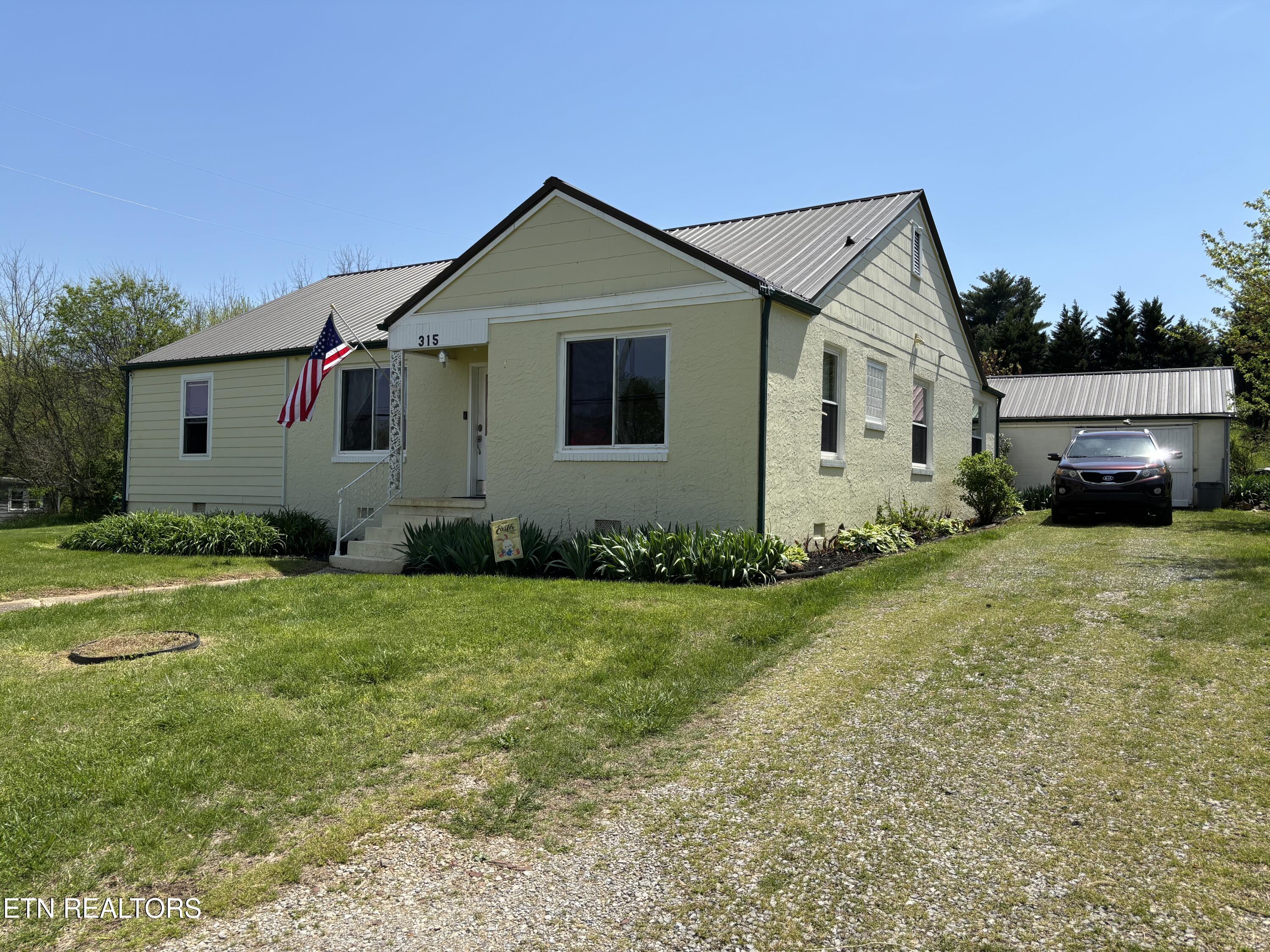 315 Church St