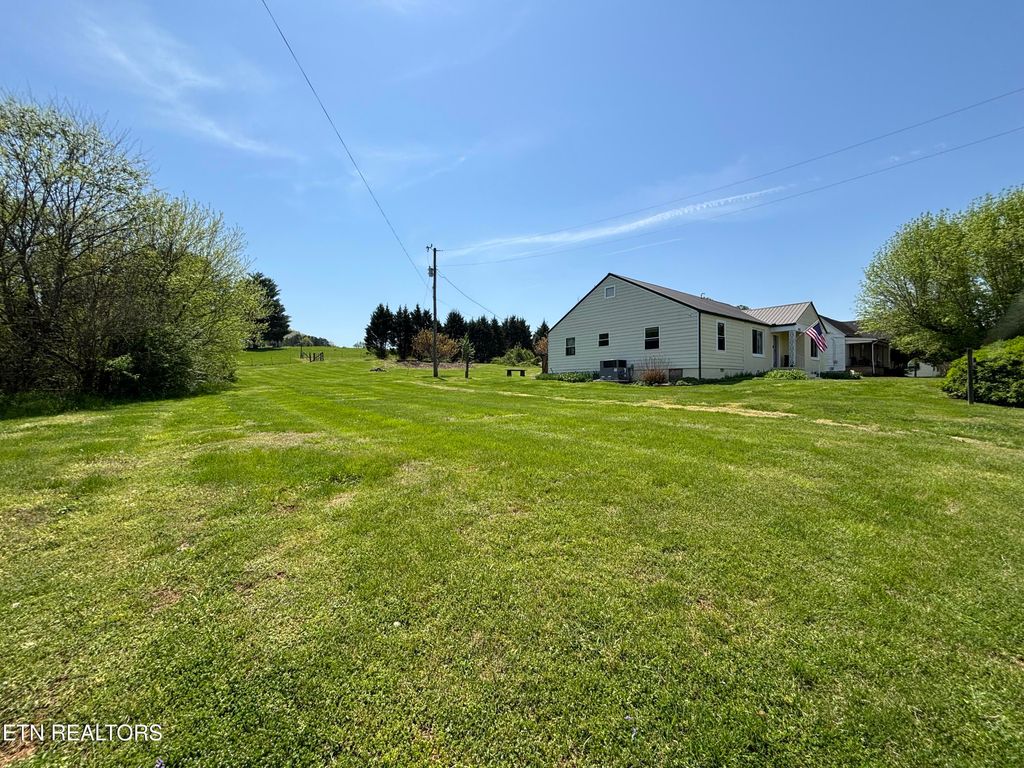 Photo of 315 Church St, Tellico Plains, TN 37385 (MLS # 1297300)