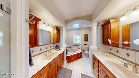 Tiny photo for 275 Rock Point Drive, Vonore, TN 37885 (MLS # 1332584)