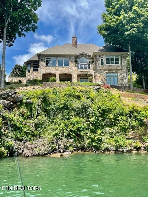 Tiny photo for 275 Rock Point Drive, Vonore, TN 37885 (MLS # 1332584)