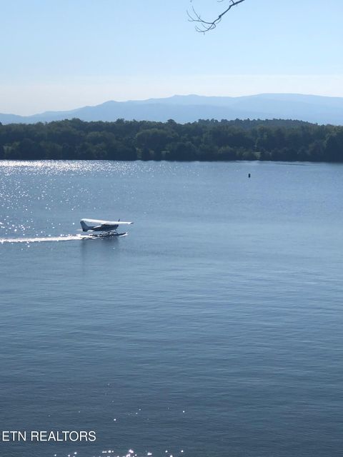 Tiny photo for 275 Rock Point Drive, Vonore, TN 37885 (MLS # 1332584)