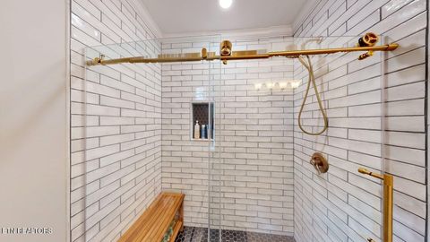 Tiny photo for 275 Rock Point Drive, Vonore, TN 37885 (MLS # 1332584)