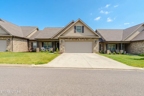 1339 KENZI ROSE LN # 1339, KNOXVILLE, TN 37918 - Image e0003a4bcf239e7eb7f6c48e81de364f/1320814932