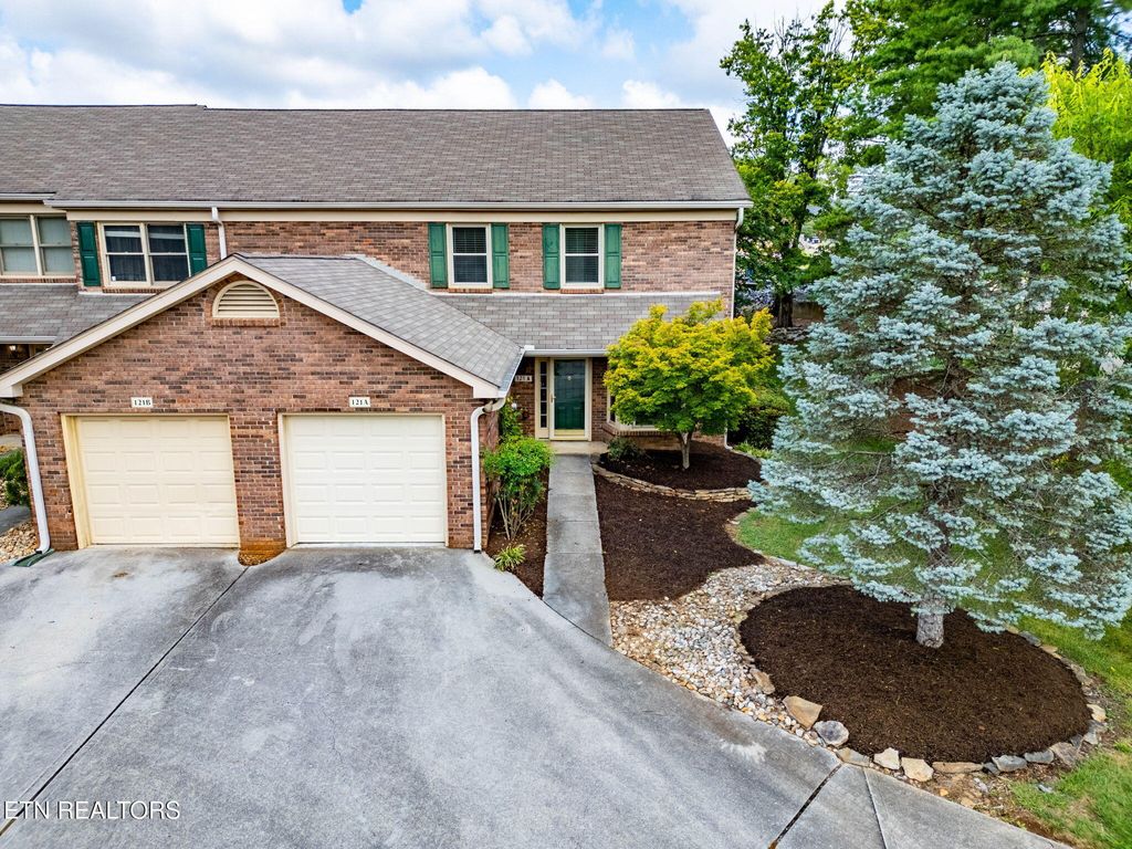 Photo of 121 Durwood Rd #A, Knoxville, TN 37922 (MLS # 1314051)