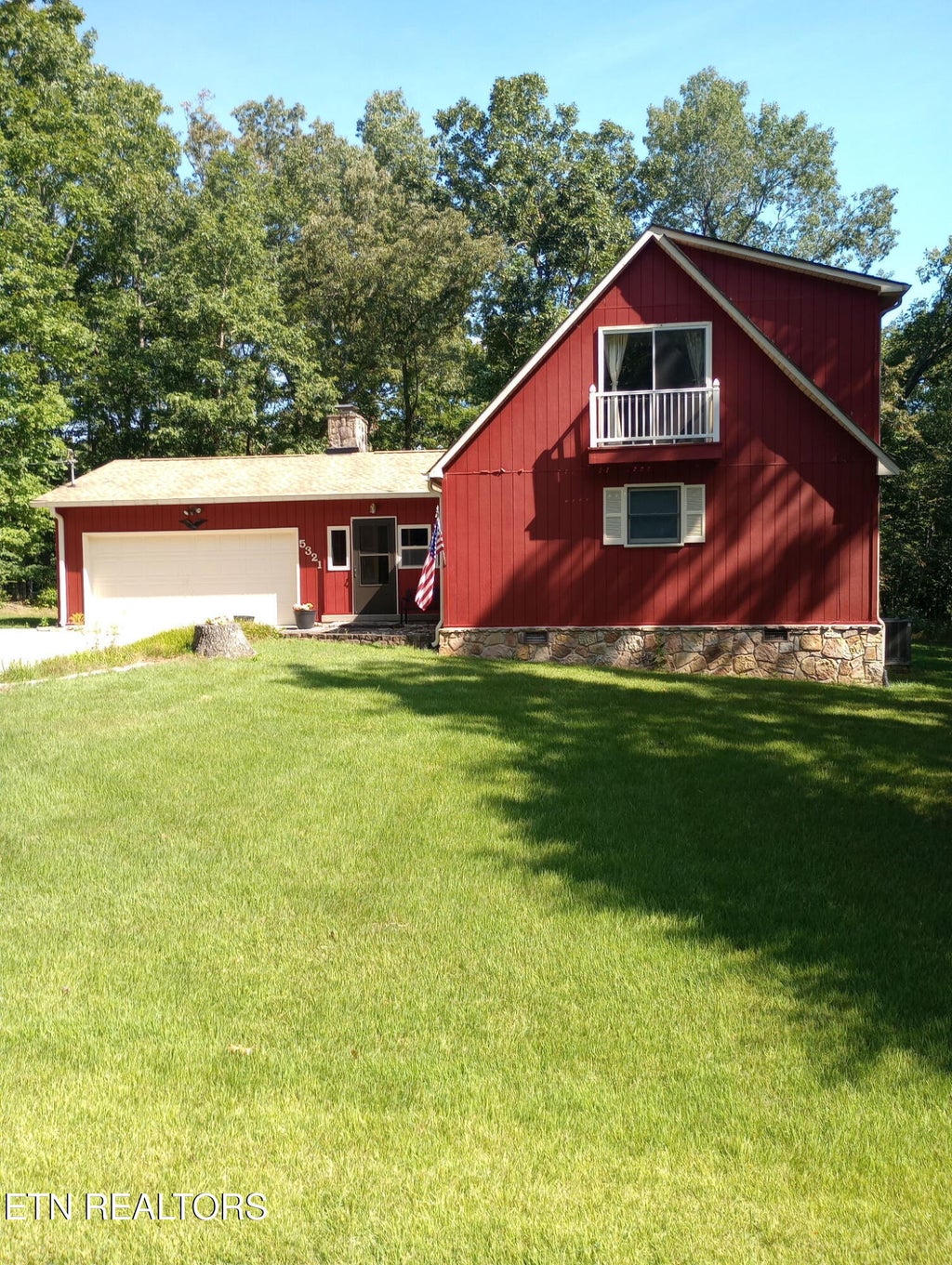 Photo of 5321 Pawnee Rd, Crossville, TN 38572 (MLS # 1353338)