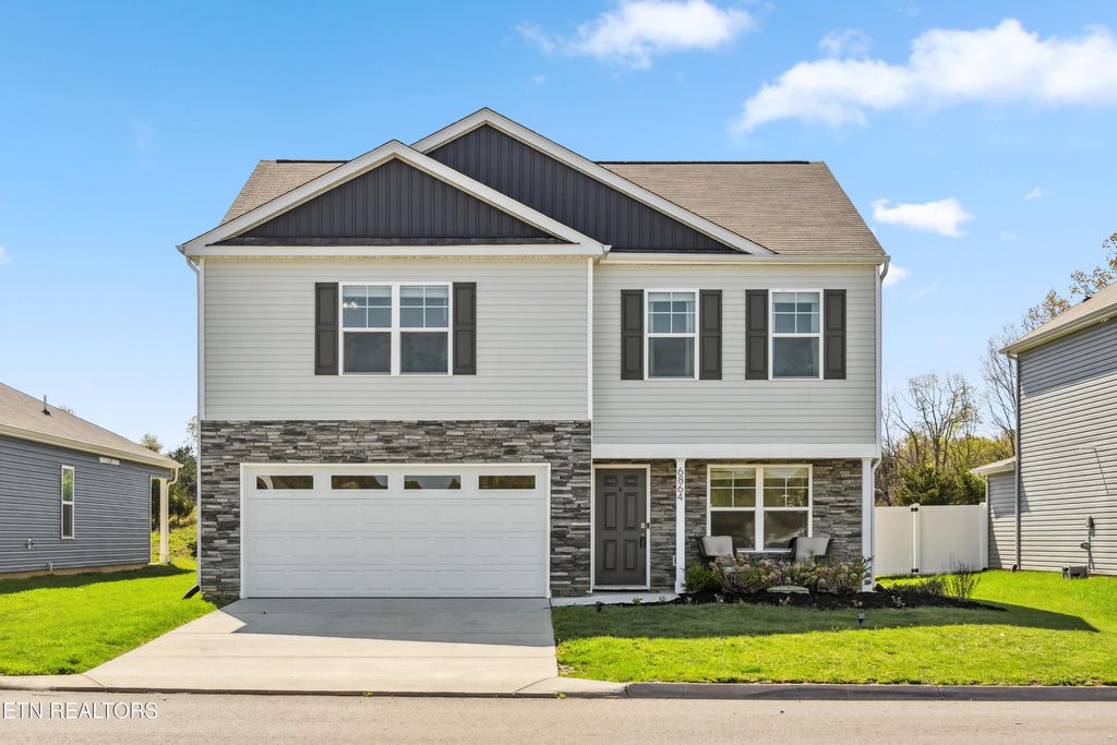 Photo of 6864 Squirrel Run Lane, Corryton, TN 37721 (MLS # 1297120)