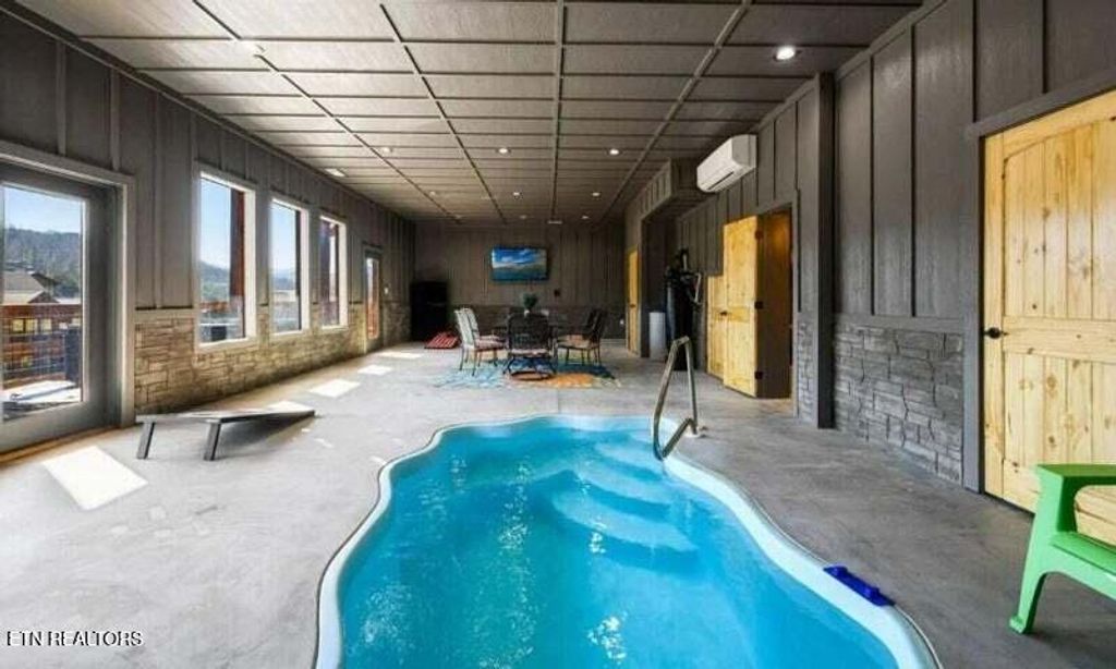 Photo of 4521 Shangrila Way, Sevierville, TN 37876 (MLS # 1326724)