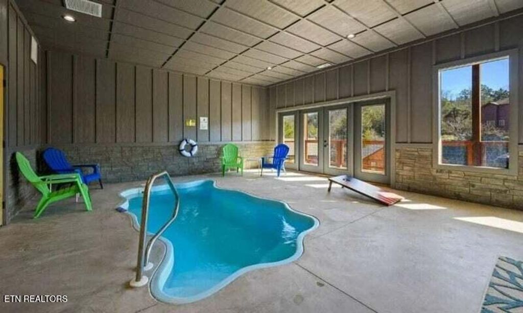 Photo of 4521 Shangrila Way, Sevierville, TN 37876 (MLS # 1326724)