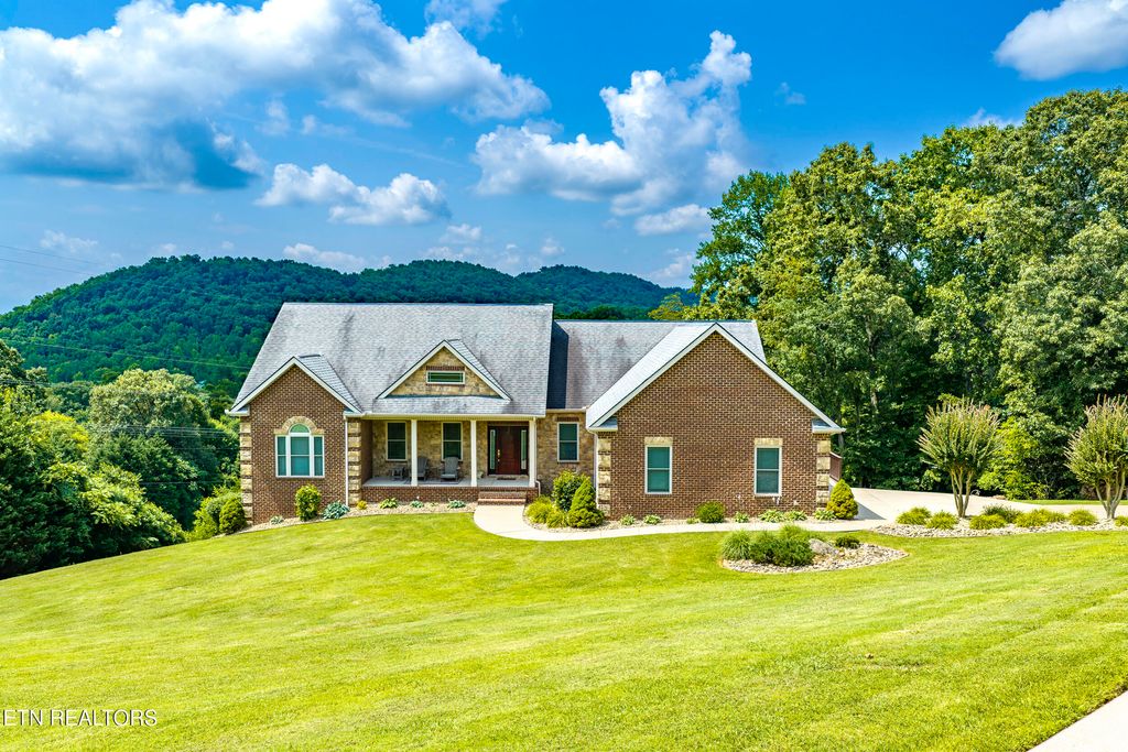 Photo of 323 Independence Drive, Jefferson City, TN 37760 (MLS # 1346948)