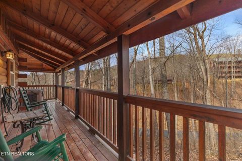 Tiny photo for 923 Pine Cove Way, Gatlinburg, TN 37738 (MLS # 1324638)