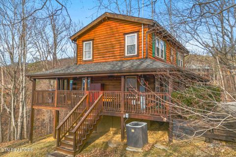 Tiny photo for 923 Pine Cove Way, Gatlinburg, TN 37738 (MLS # 1324638)