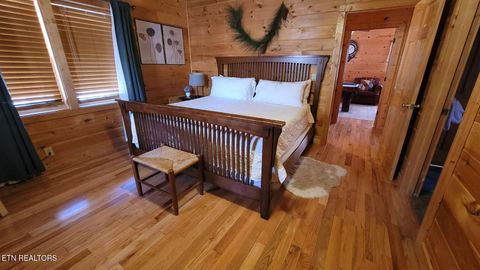 Tiny photo for 923 Pine Cove Way, Gatlinburg, TN 37738 (MLS # 1324638)