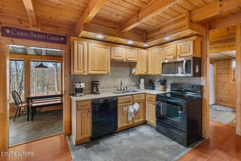 Tiny photo for 923 Pine Cove Way, Gatlinburg, TN 37738 (MLS # 1324638)