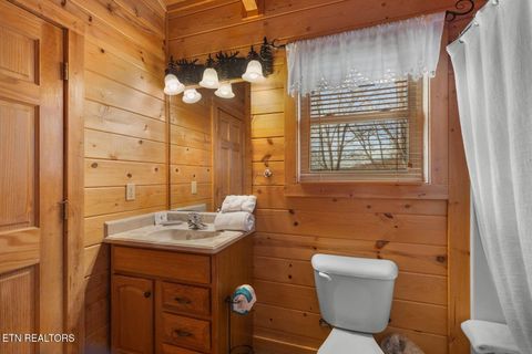 Tiny photo for 923 Pine Cove Way, Gatlinburg, TN 37738 (MLS # 1324638)