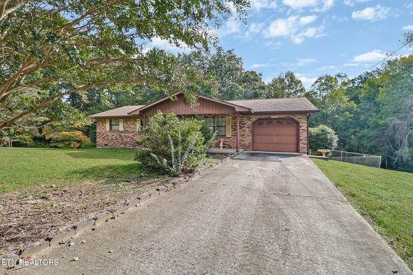 1078 COVE LN, OLIVER SPRINGS, TN 37840 - Image e03c2cfceb8a9f597f1b203dfbf4b3e7/1871426030