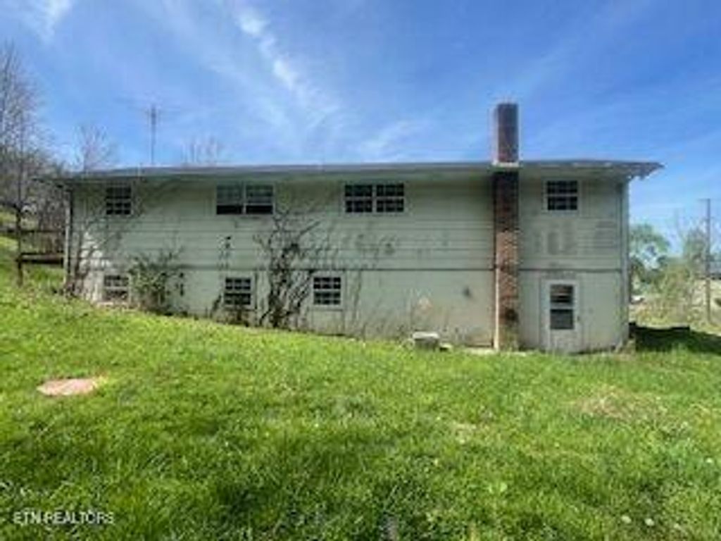 Photo of 112 Green Acres Rd, Maynardville, TN 37807 (MLS # 1336949)