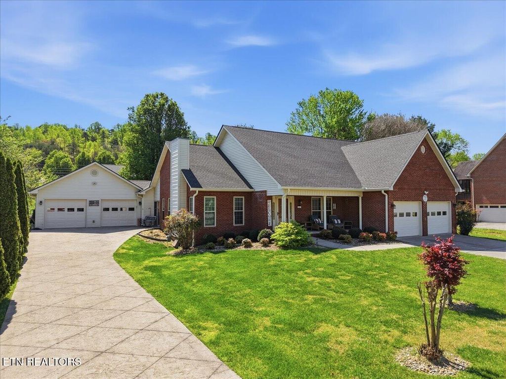 Photo of 5203 Crystal Brook Drive, Morristown, TN 37814 (MLS # 1335737)