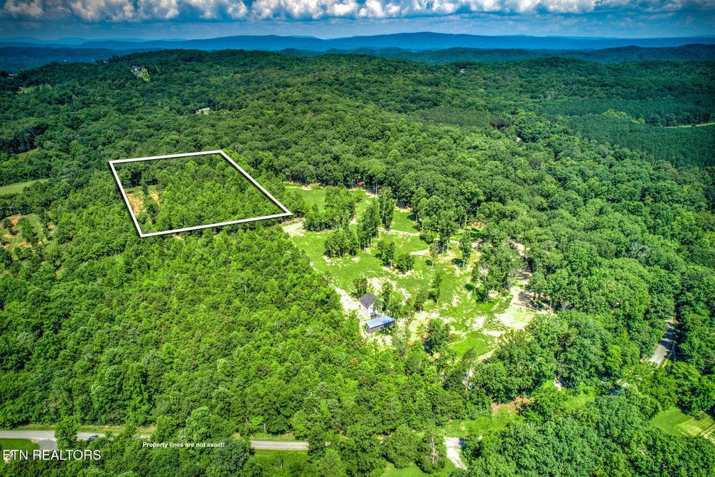 Photo of Lot 43 Loch Haven Drive, Rockwood, TN 37854 (MLS # 1305910)