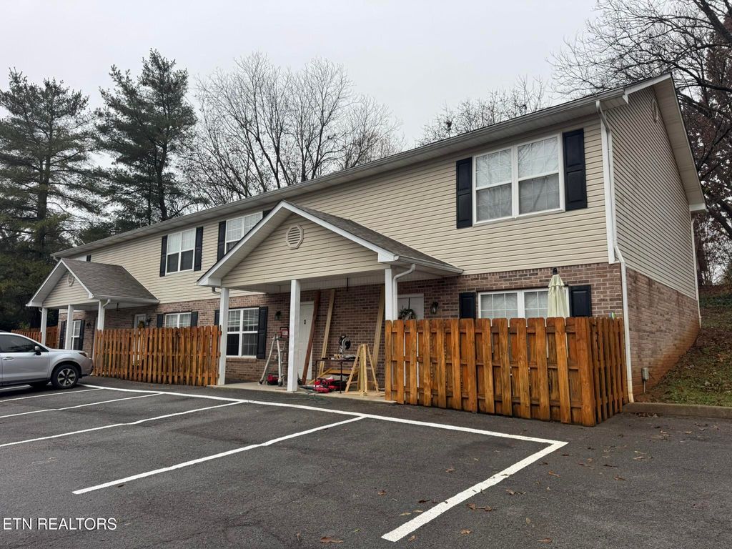 Photo of 320 Chilhowee School Rd, Seymour, TN 37865 (MLS # 1322677)