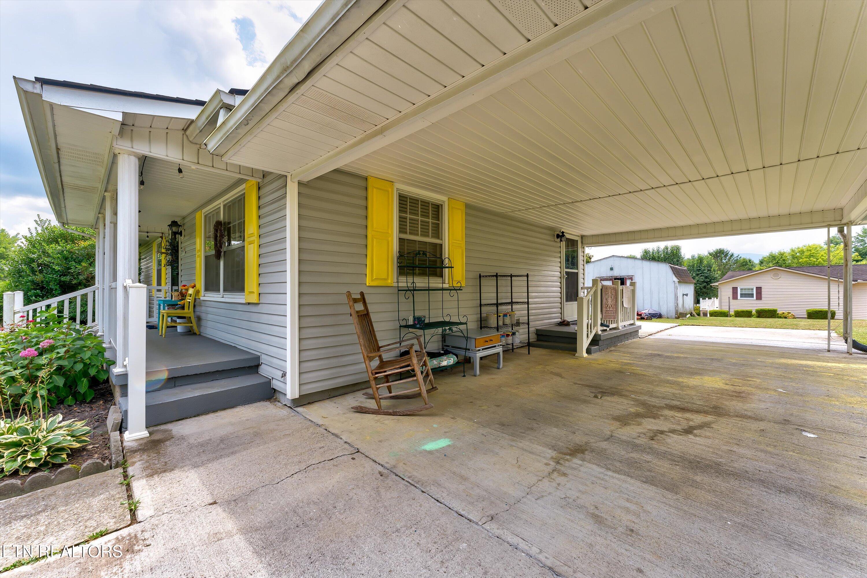 299 Eagle Bluff Rd