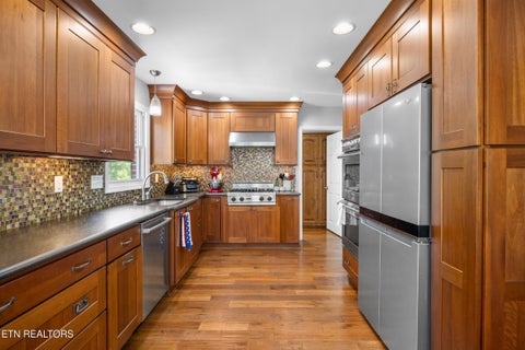 Tiny photo for 2103 Waterloo Drive, Maryville, TN 37803 (MLS # 1358382)