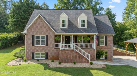 Photo of 2103 Waterloo Drive, Maryville, TN 37803 (MLS # 1358382)