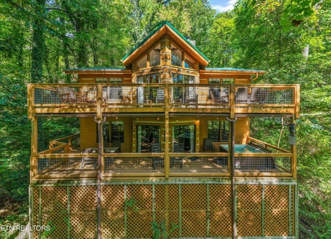 Photo of 1016 Rast Court, Gatlinburg, TN 37738 (MLS # 1357513)