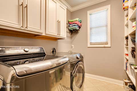 Tiny photo for 634 Oak Cove Lane, Knoxville, TN 37922 (MLS # 1350983)