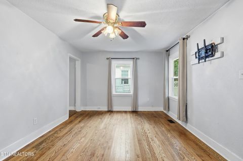 Tiny photo for 2123 Belvoir Ave, Knoxville, TN 37917 (MLS # 1347951)