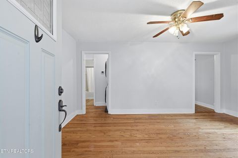Tiny photo for 2123 Belvoir Ave, Knoxville, TN 37917 (MLS # 1347951)