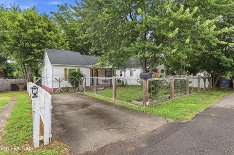 Tiny photo for 2123 Belvoir Ave, Knoxville, TN 37917 (MLS # 1347951)