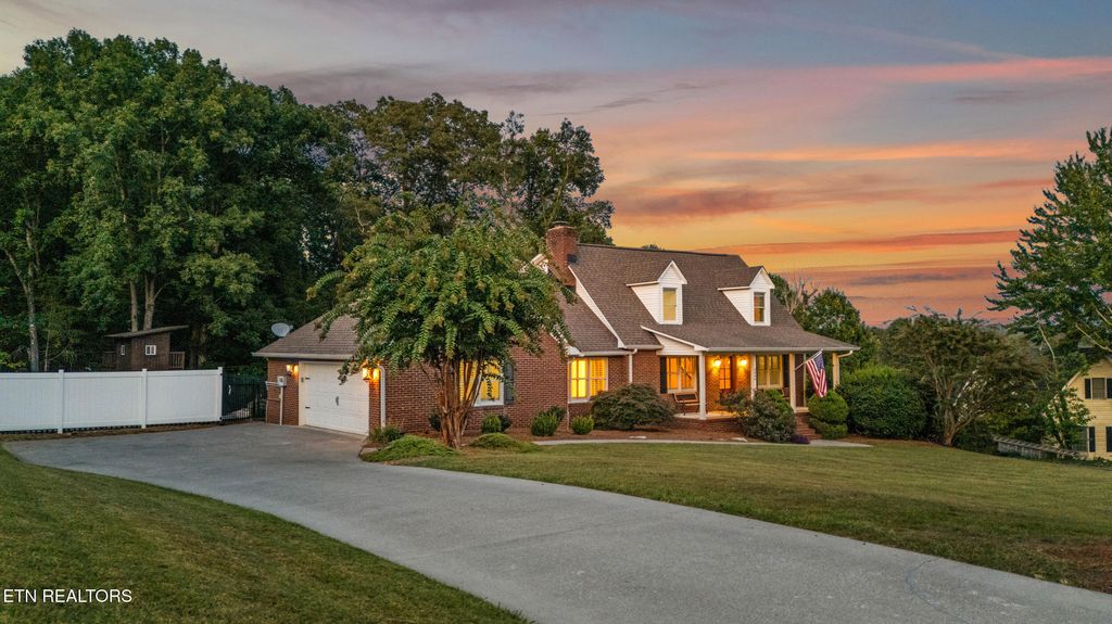 Photo of 3046 Hawthorne 3046 St, Athens, TN 37303 (MLS # 1337368)