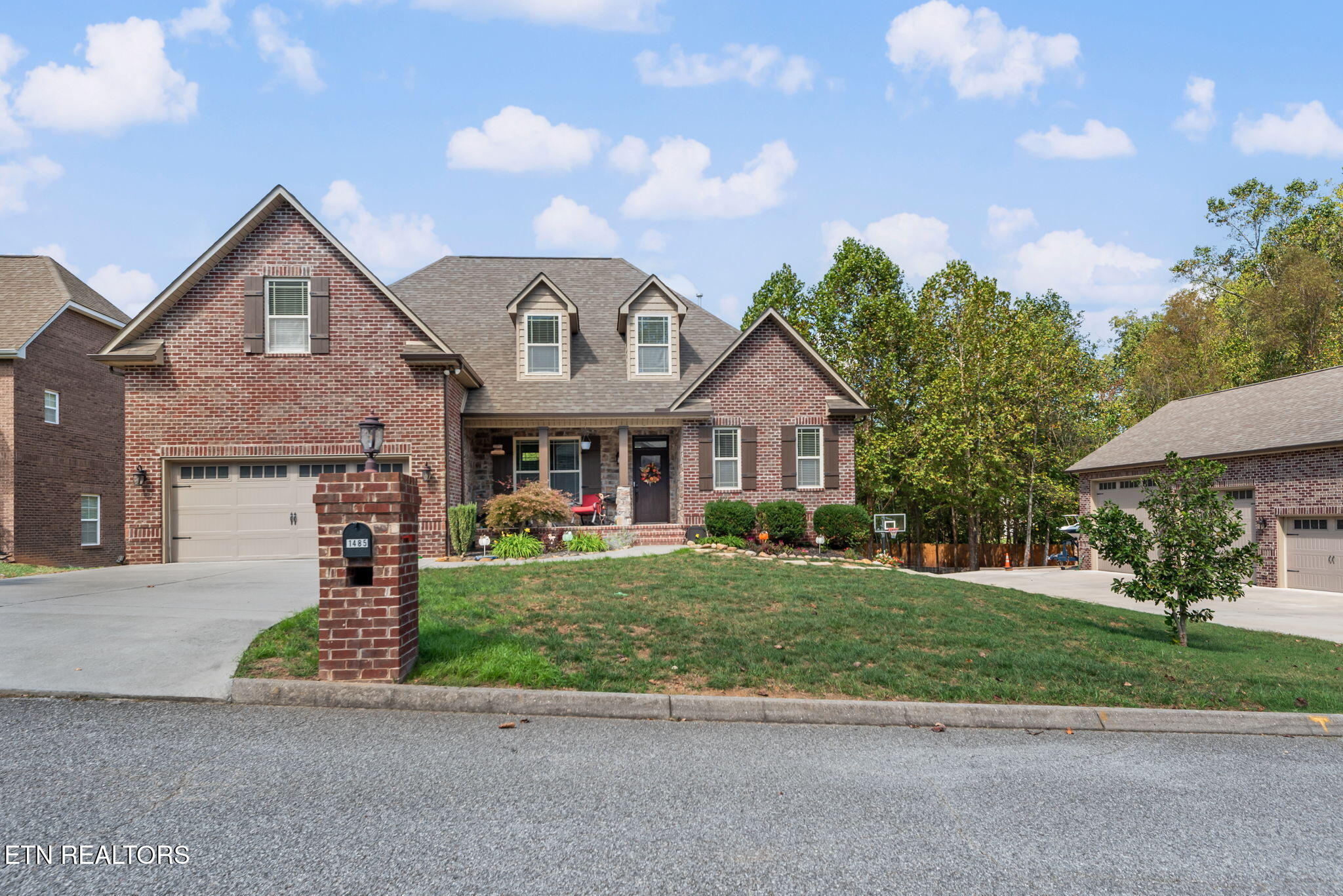 1485 Branch Field Lane