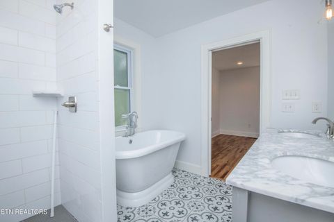 Tiny photo for 2000 Fairmont Blvd, Knoxville, TN 37917 (MLS # 1337782)